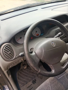 Renault Scenic 2.0, снимка 9