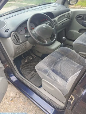Renault Scenic 2.0, снимка 12