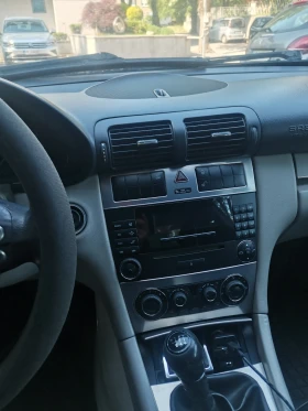 Mercedes-Benz C 220, снимка 5