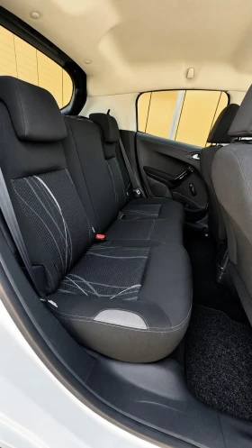 Peugeot 208 1.4 hdi, снимка 11