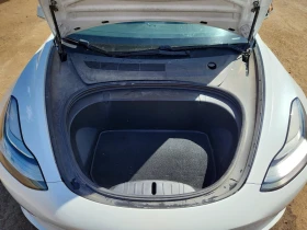 Tesla Model 3, снимка 11