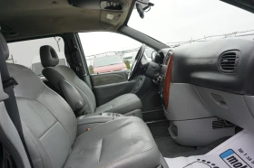 Chrysler Voyager 2.8 CRD/7места/автомат/кожен салоник, снимка 12