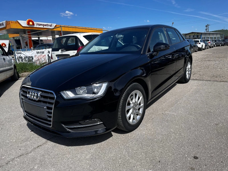 Audi A3 Sportback, снимка 1 - Автомобили и джипове - 40572737