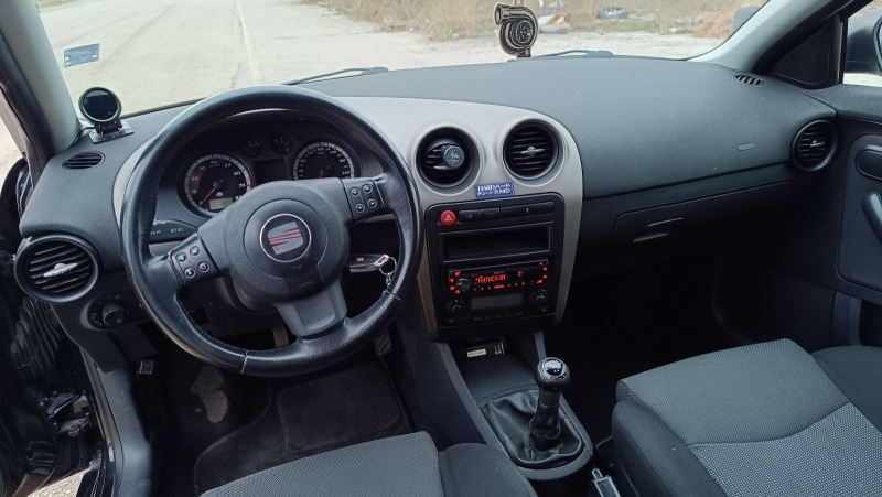Seat Ibiza FR, снимка 13 - Автомобили и джипове - 43685205