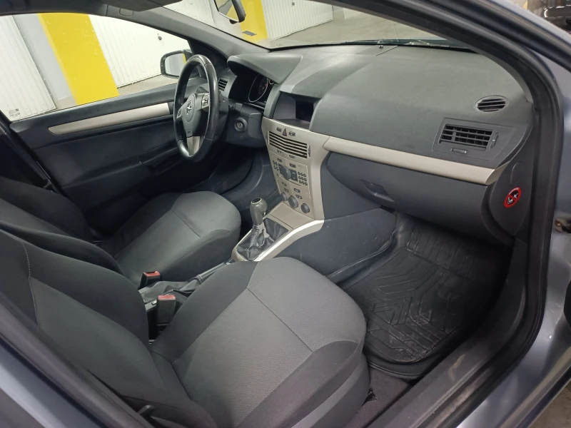 Opel Astra 1.7 дизел, снимка 6 - Автомобили и джипове - 49018468