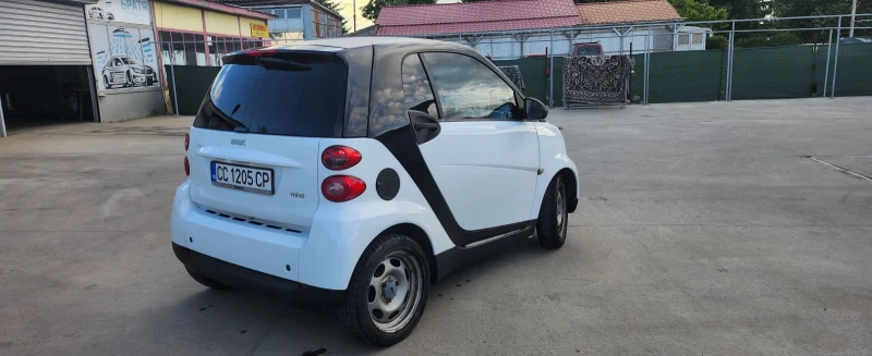 Smart Fortwo, снимка 8 - Автомобили и джипове - 48225879