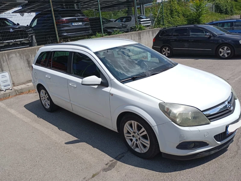 Opel Astra H 1.7 CDTI, снимка 4 - Автомобили и джипове - 52457299