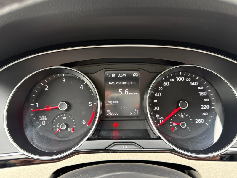 VW Passat VW Passat Var. Comfortline 2.0TDI SCR BMT, снимка 10 - Автомобили и джипове - 53107450