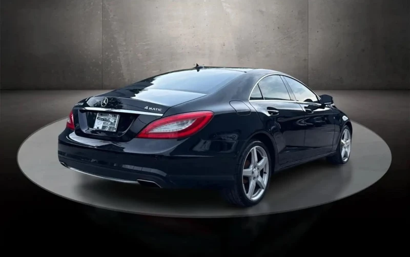 Mercedes-Benz CLS 550 4-matic* AMG* Масажи* Keyless, снимка 3 - Автомобили и джипове - 52317922
