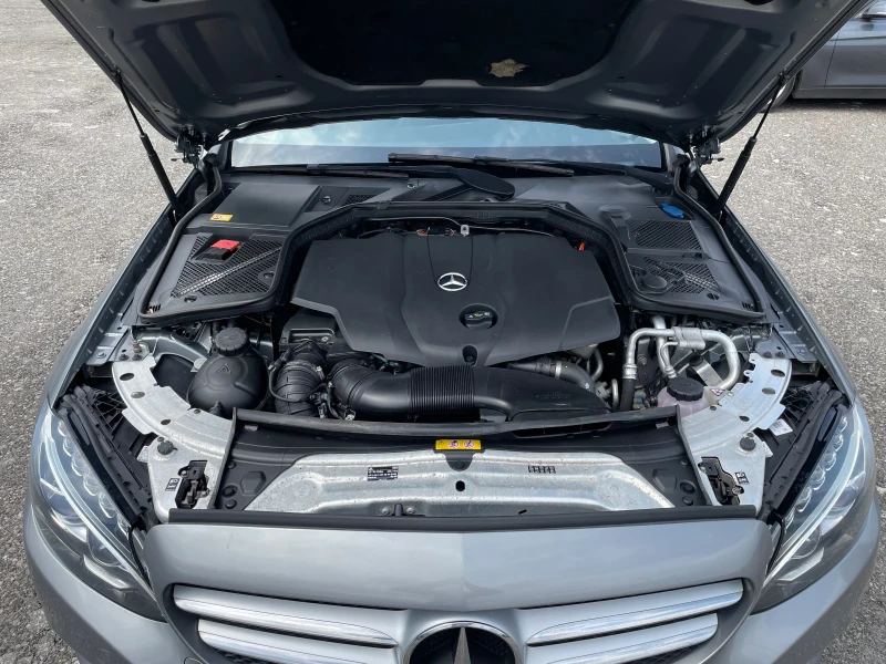 Mercedes-Benz C 220 Панорама keyless, снимка 15 - Автомобили и джипове - 52316294