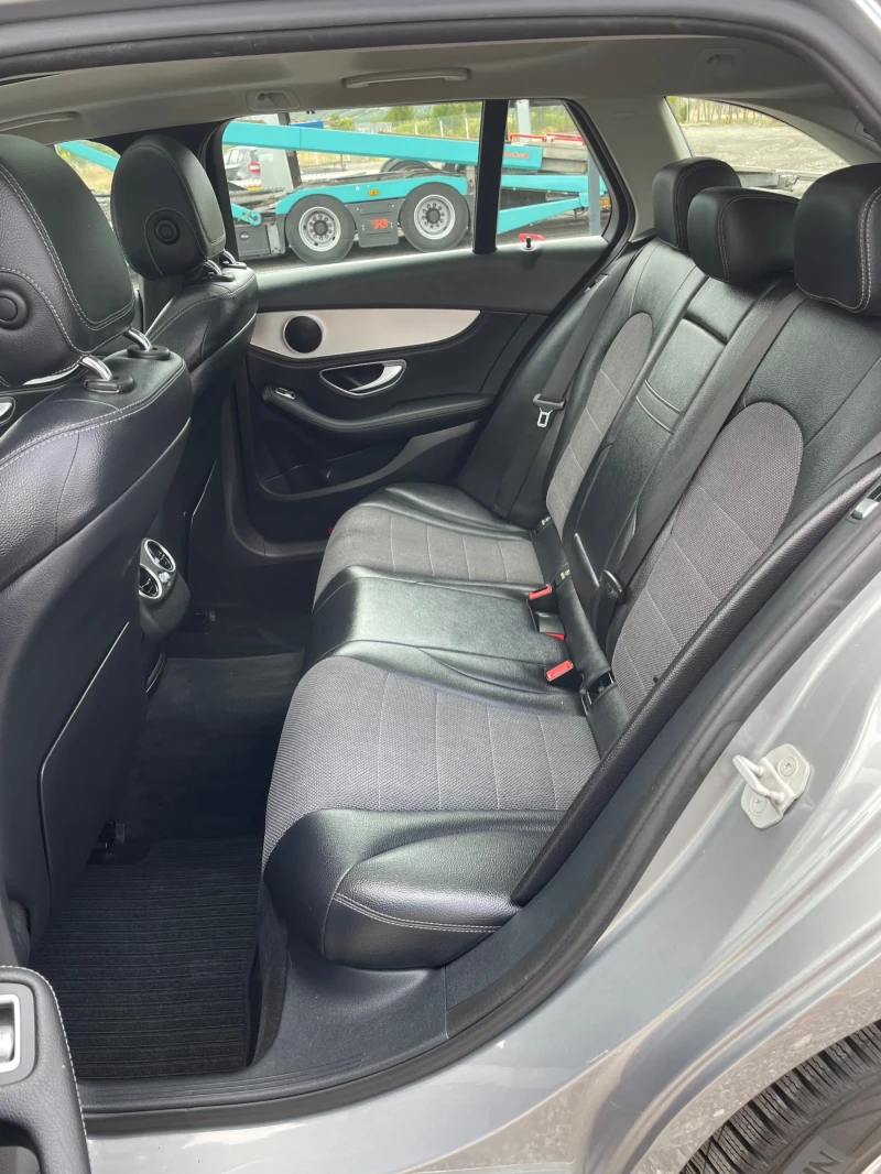Mercedes-Benz C 220 Панорама keyless, снимка 10 - Автомобили и джипове - 52316294