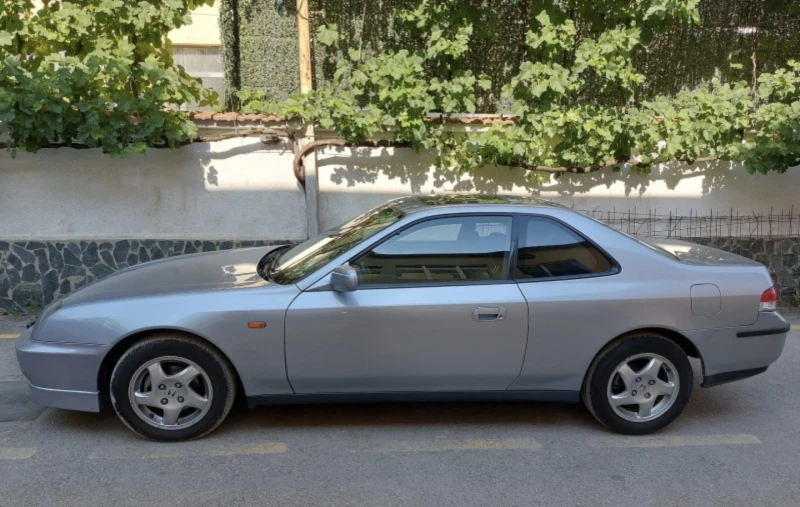 Honda Prelude, снимка 2 - Автомобили и джипове - 52529587