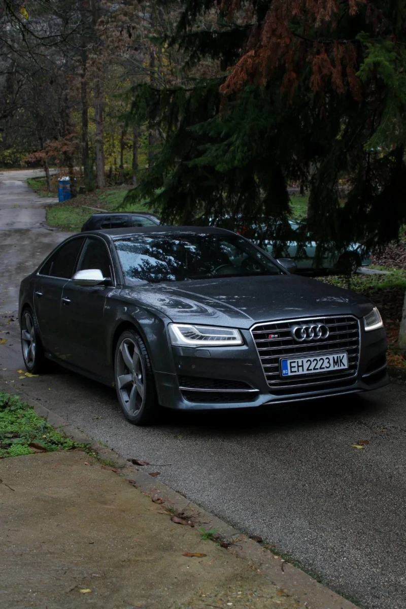 Audi S8 Продавам Audi S8  