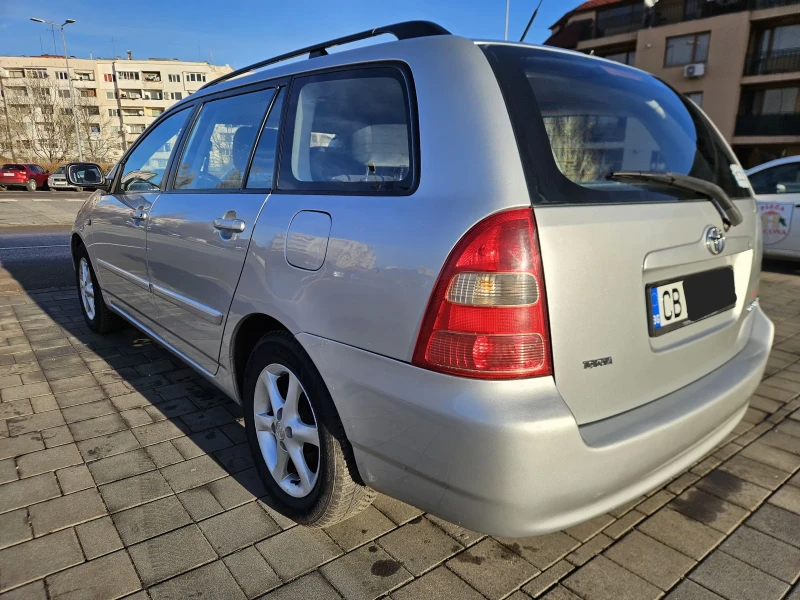 Toyota Corolla 1.6 VVTI 110кс Автомат, снимка 5 - Автомобили и джипове - 52971339