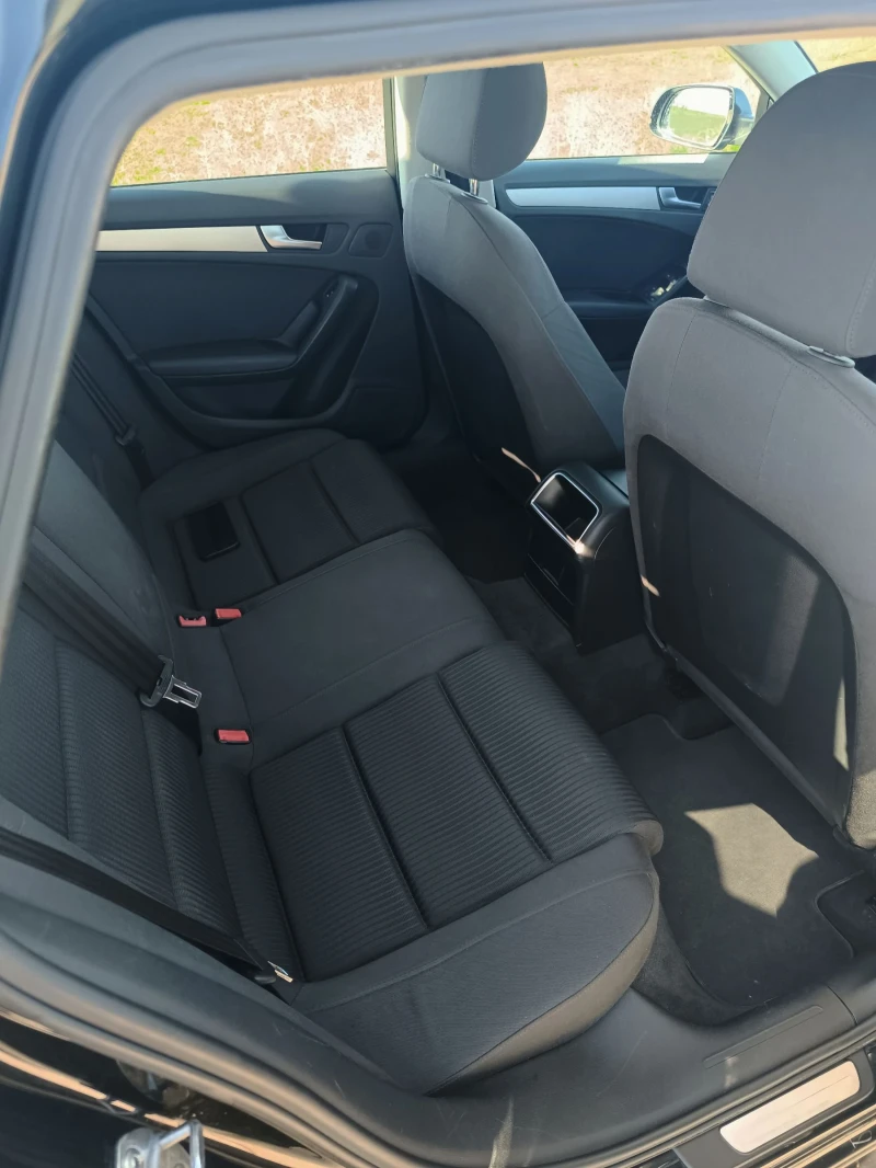 Audi A4 b8 2.0TDI 120hp, снимка 6 - Автомобили и джипове - 53057557