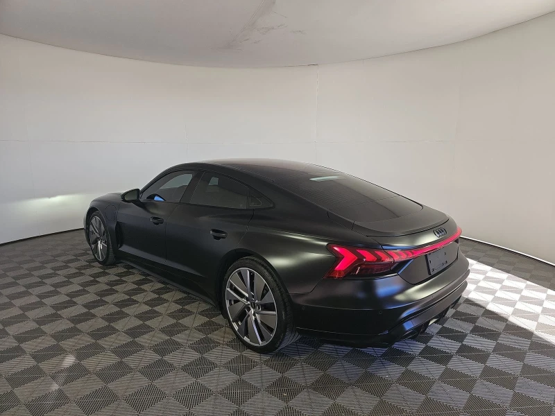 Audi E-Tron GT quattro Prestige, снимка 5 - Автомобили и джипове - 53398045