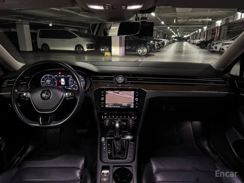 VW Passat, снимка 8 - Автомобили и джипове - 53530124