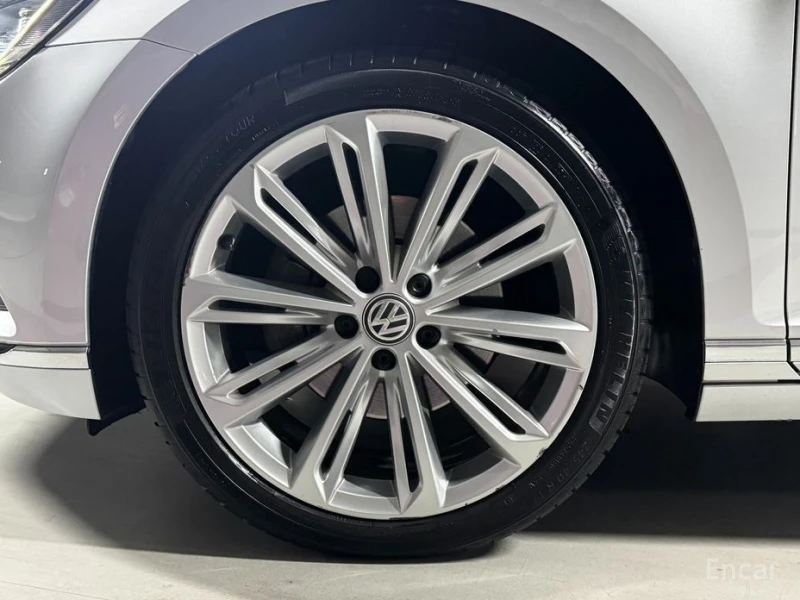 VW Passat, снимка 6 - Автомобили и джипове - 53530124