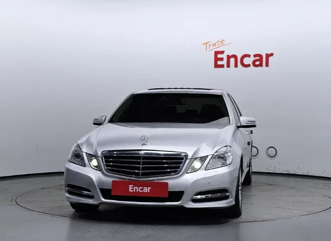 Mercedes-Benz E 220 CDI Avantgarde - изображение 3