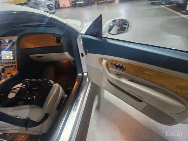 Bentley Continental gt, снимка 11 - Автомобили и джипове - 55658464