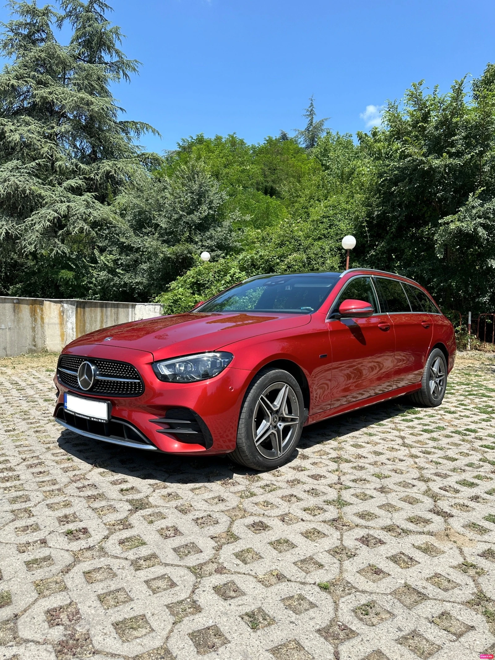 Mercedes-Benz E 300 DE, снимка 1