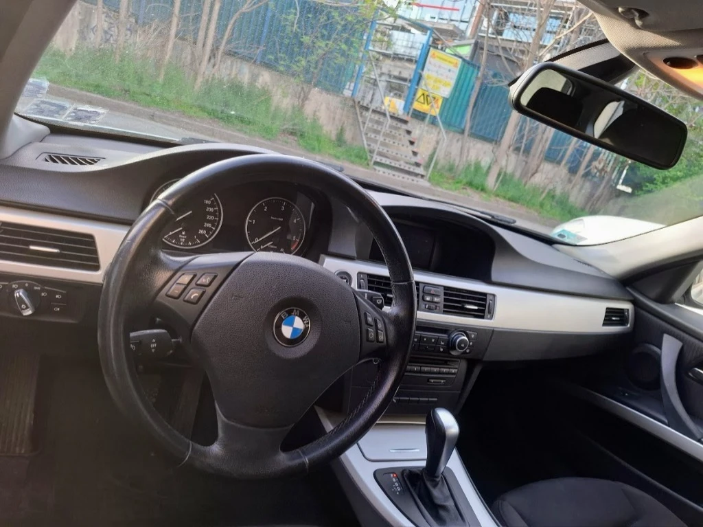 BMW 318 2.0d LCI - изображение 7