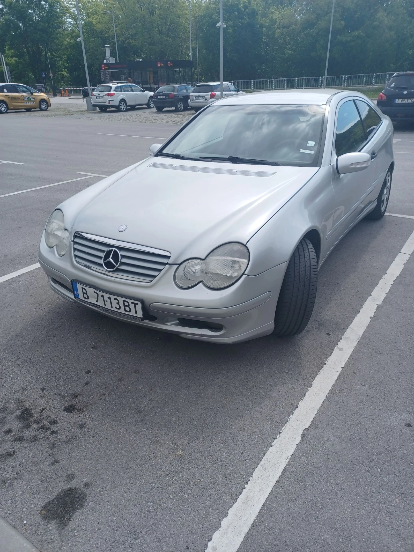 Mercedes-Benz C 180  - изображение 2