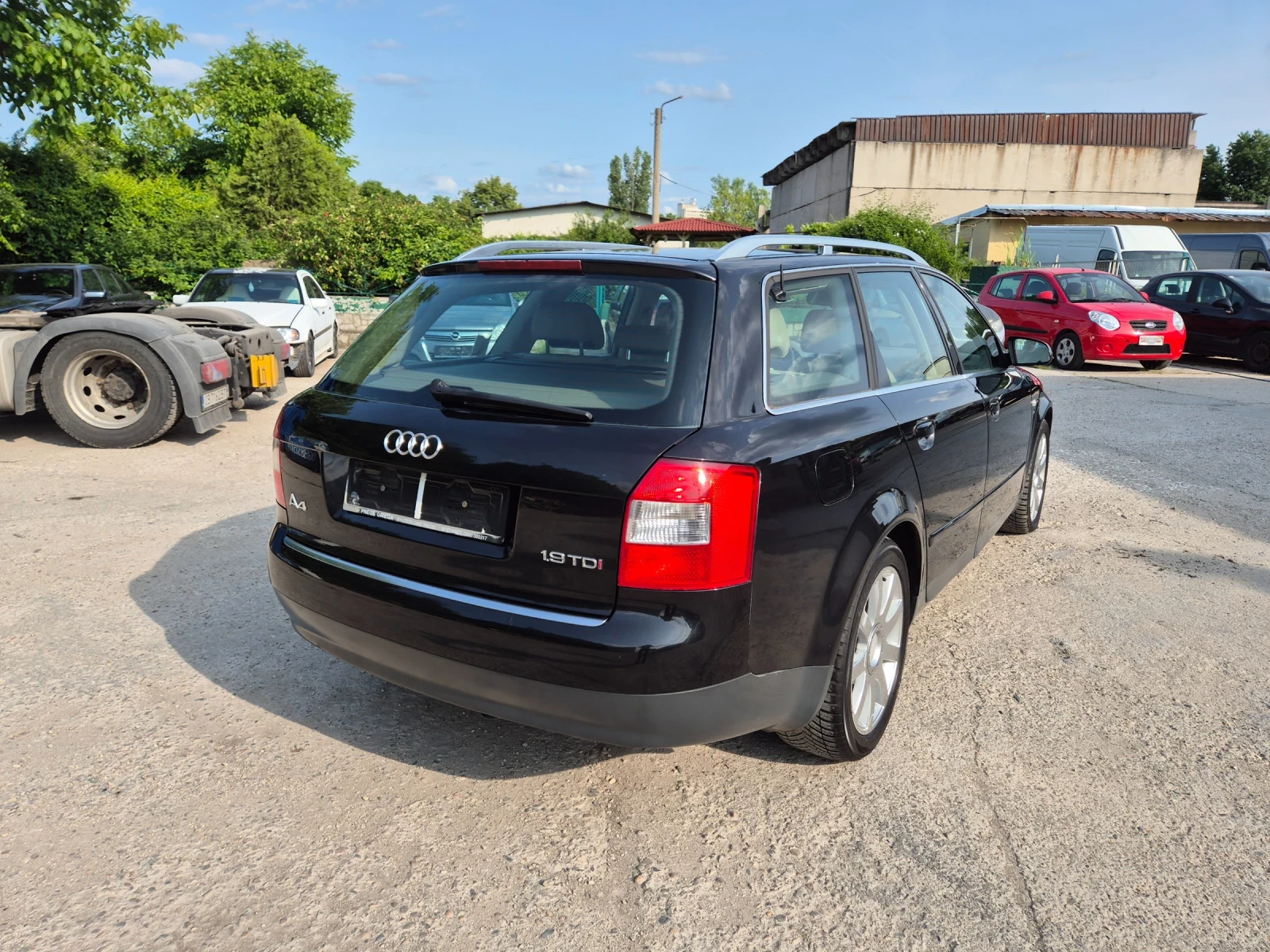 Audi A4 1.9 - изображение 5