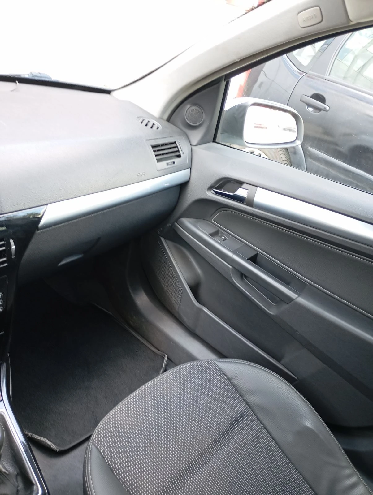 Opel Astra H 1.7 CDTI - изображение 10