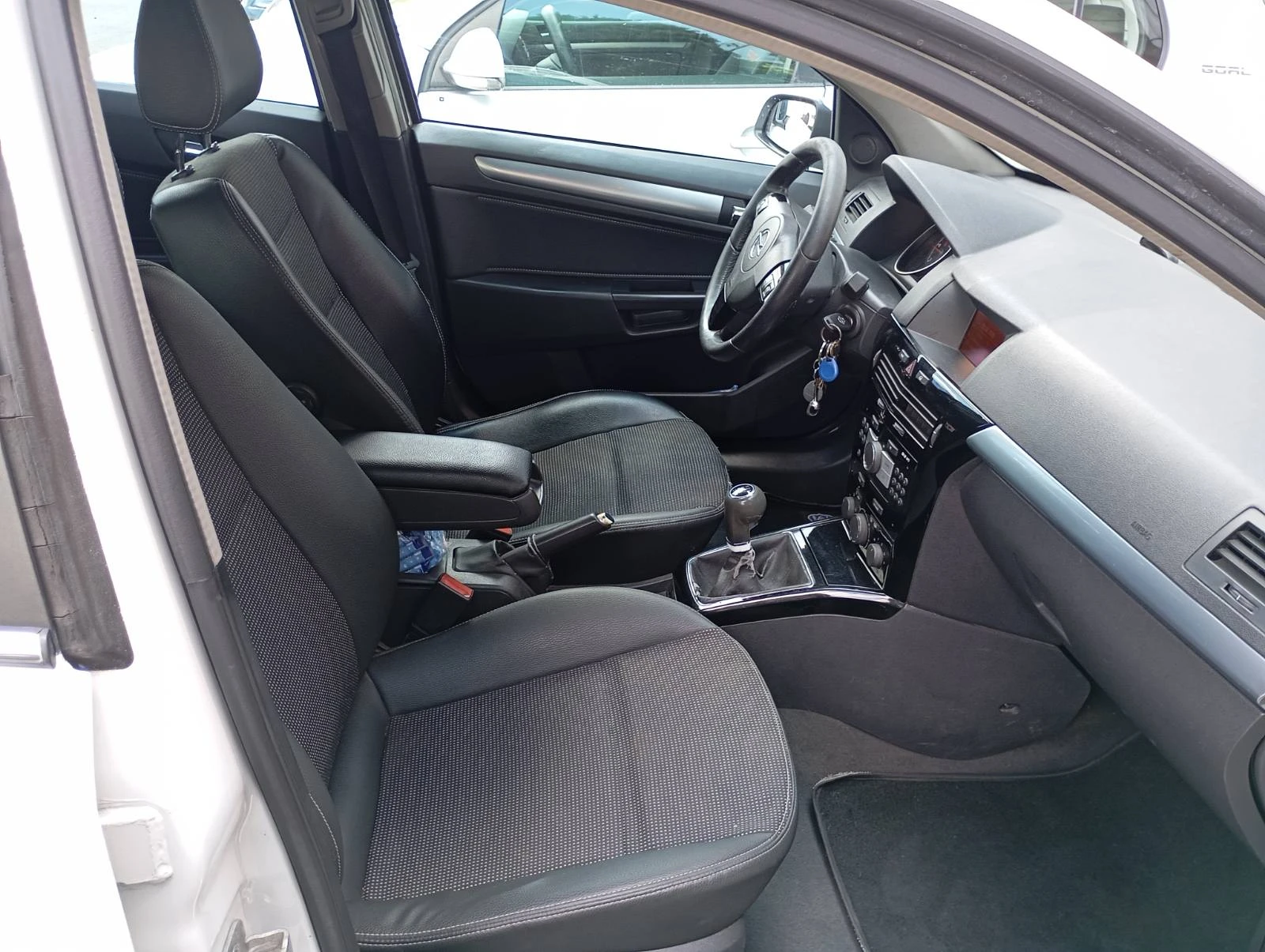 Opel Astra H 1.7 CDTI - изображение 8