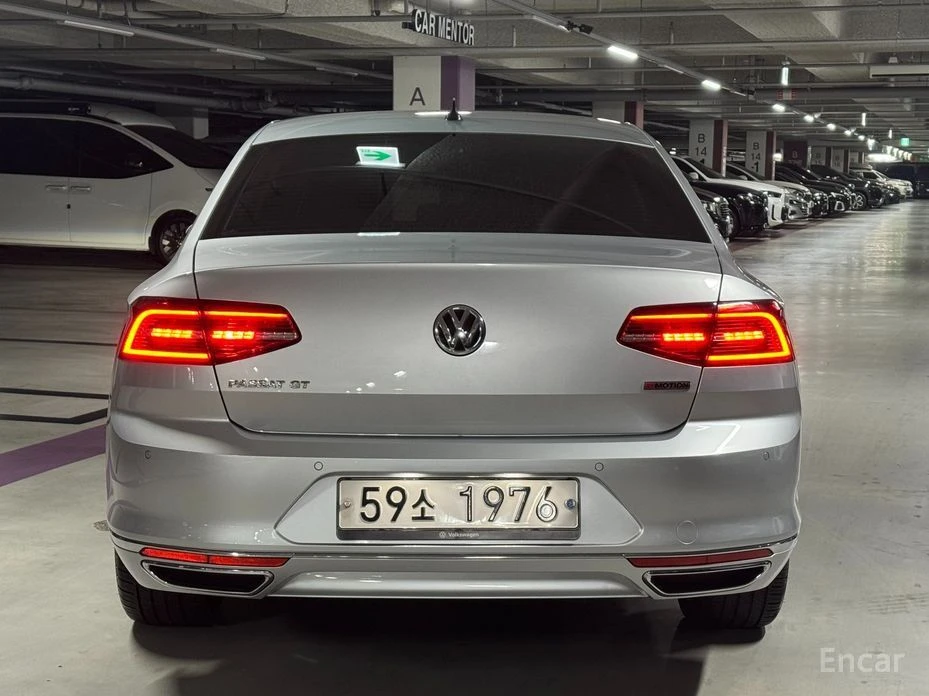 VW Passat  - изображение 4