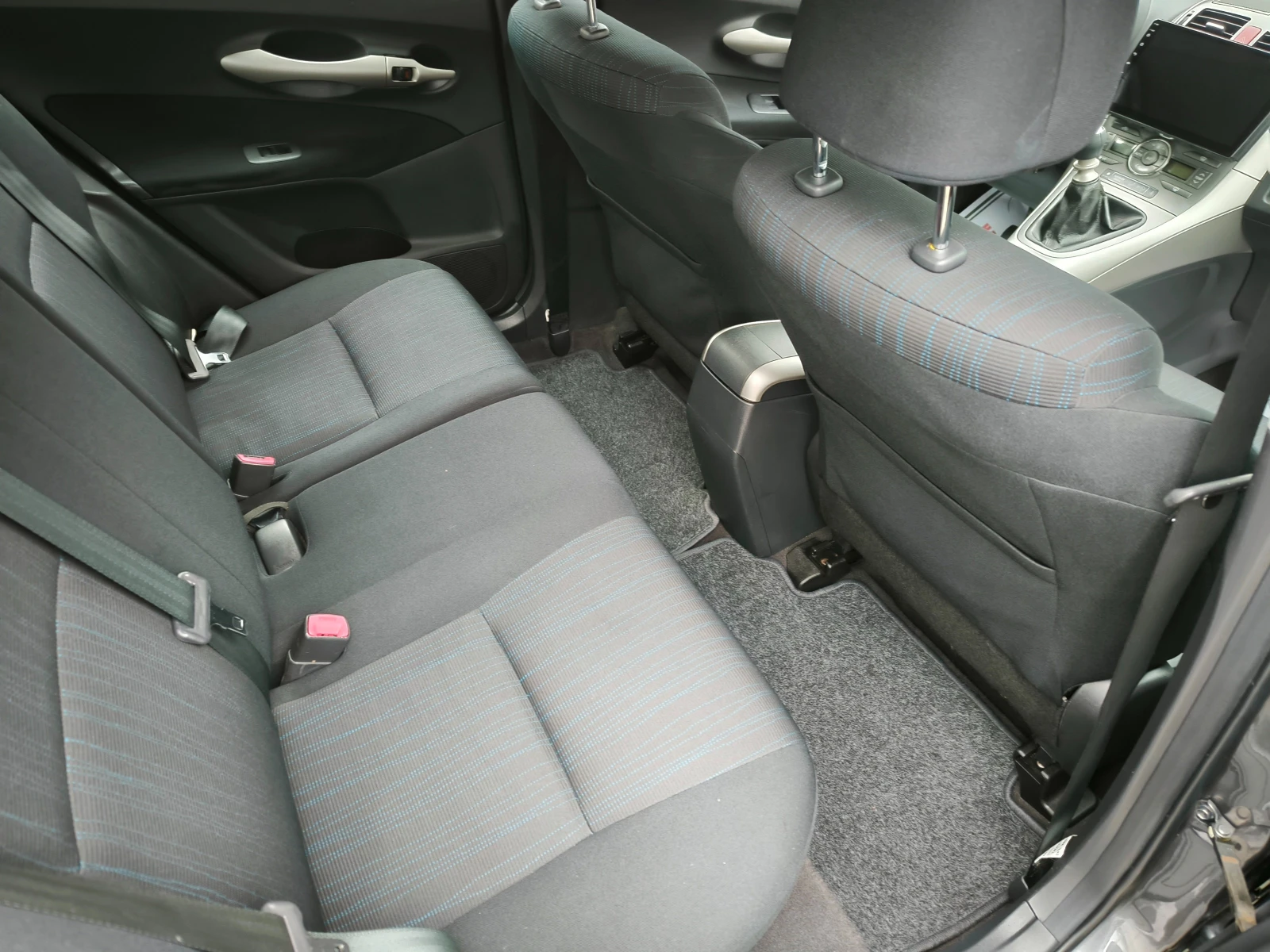 Toyota Auris 2, 0 D-4D-126k.c.���������, 6cko�.���� 5� | Mobile.bg � ����������� 13