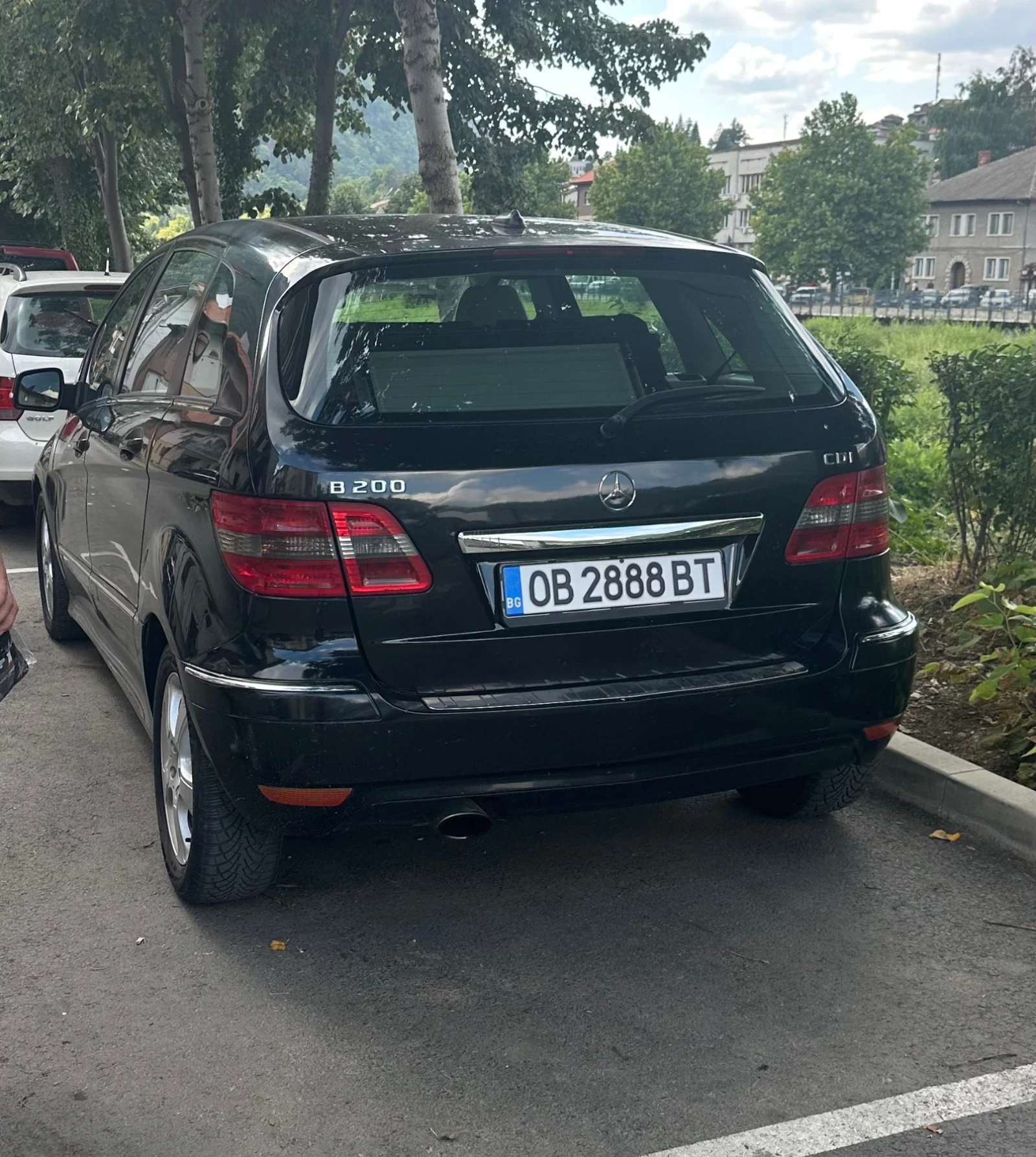 Mercedes-Benz B 200 CDI, снимка 2 - Автомобили и джипове - 53838062