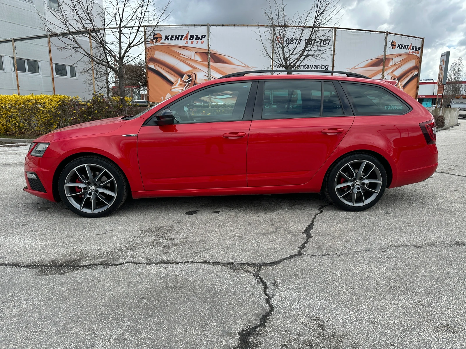 Skoda Octavia VRS/Facelift/От България, снимка 2 - Автомобили и джипове - 54077558