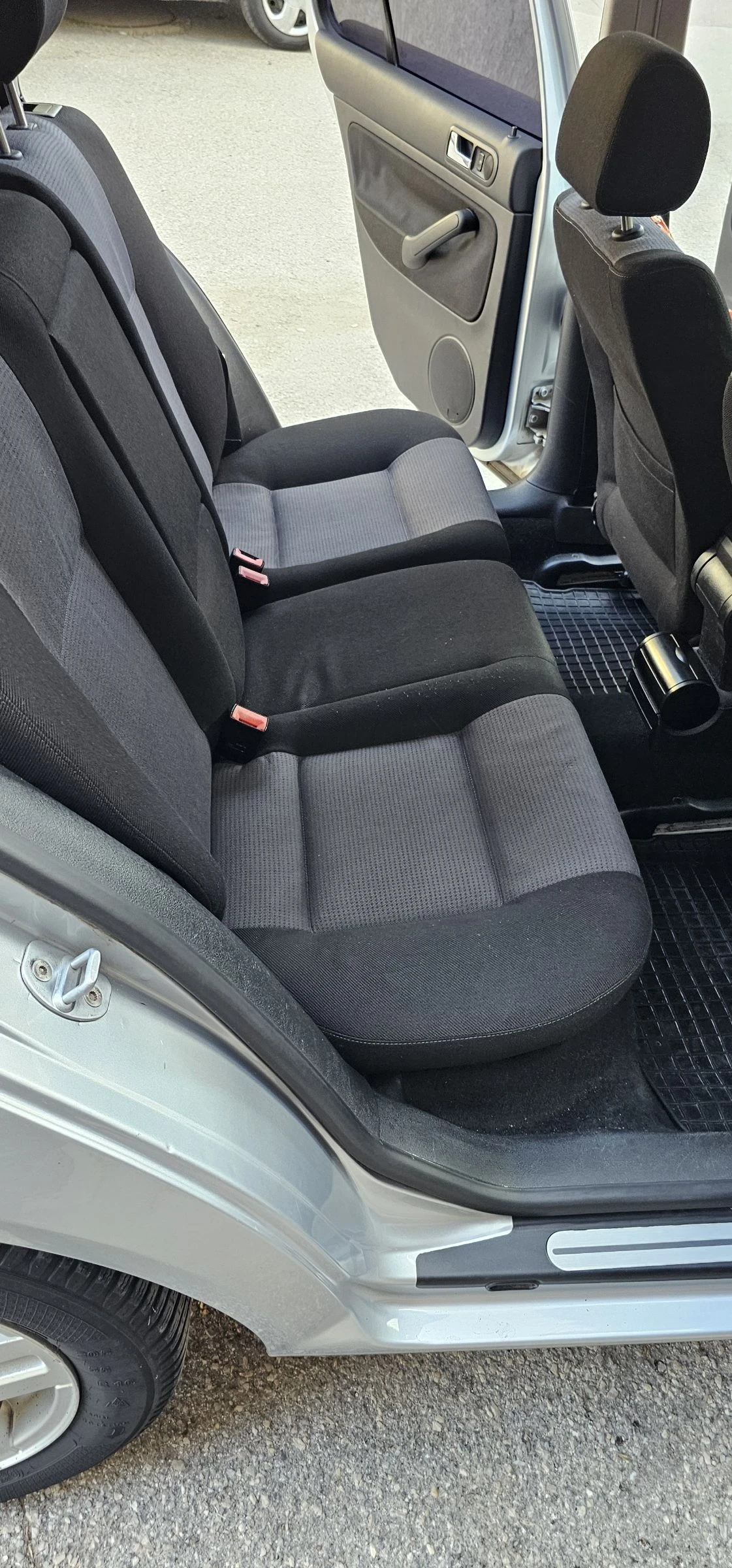 VW Golf Голф 4, снимка 13 - Автомобили и джипове - 54335076