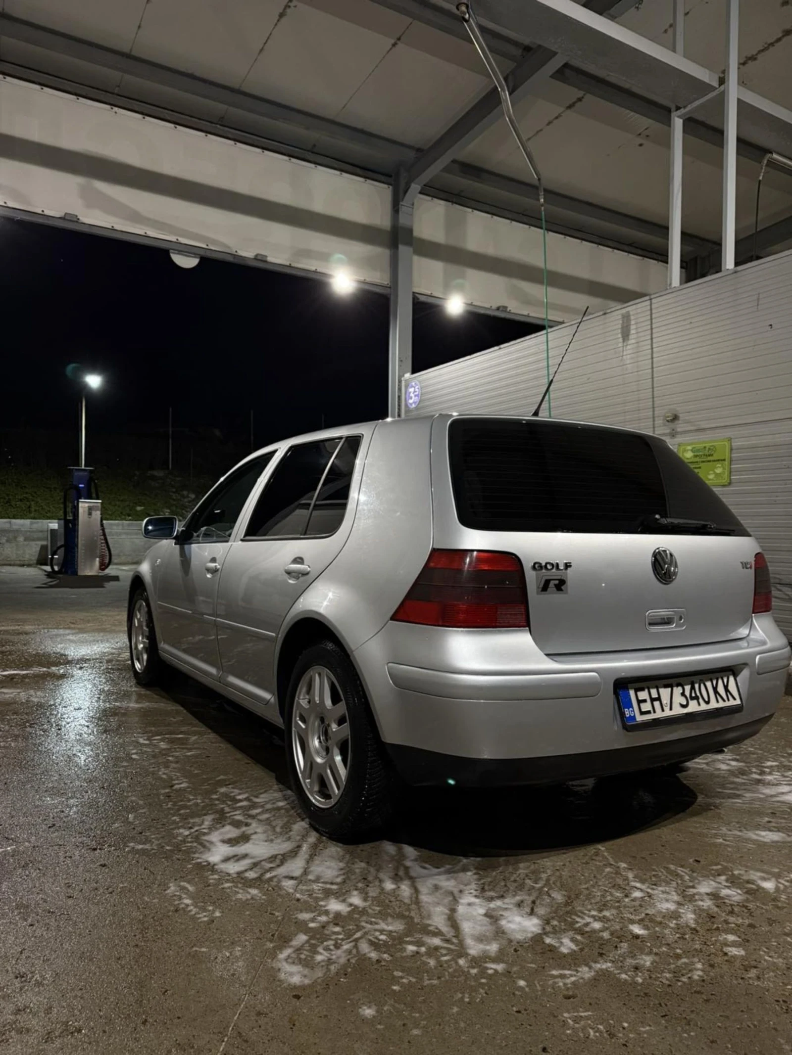 VW Golf Голф 4, снимка 11 - Автомобили и джипове - 54335076