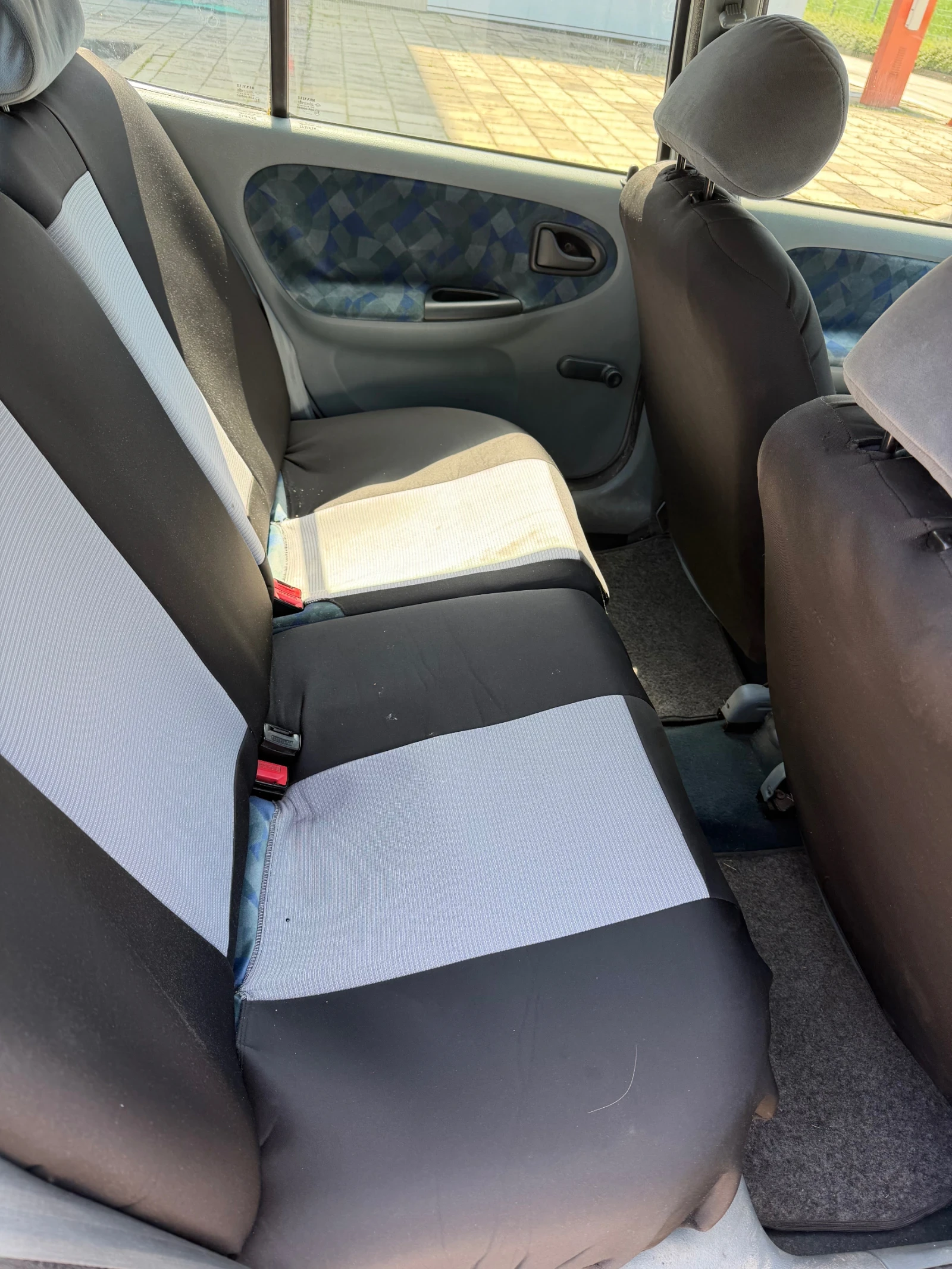 Renault Megane 1.6 KLIMA , снимка 9 - Автомобили и джипове - 54666948