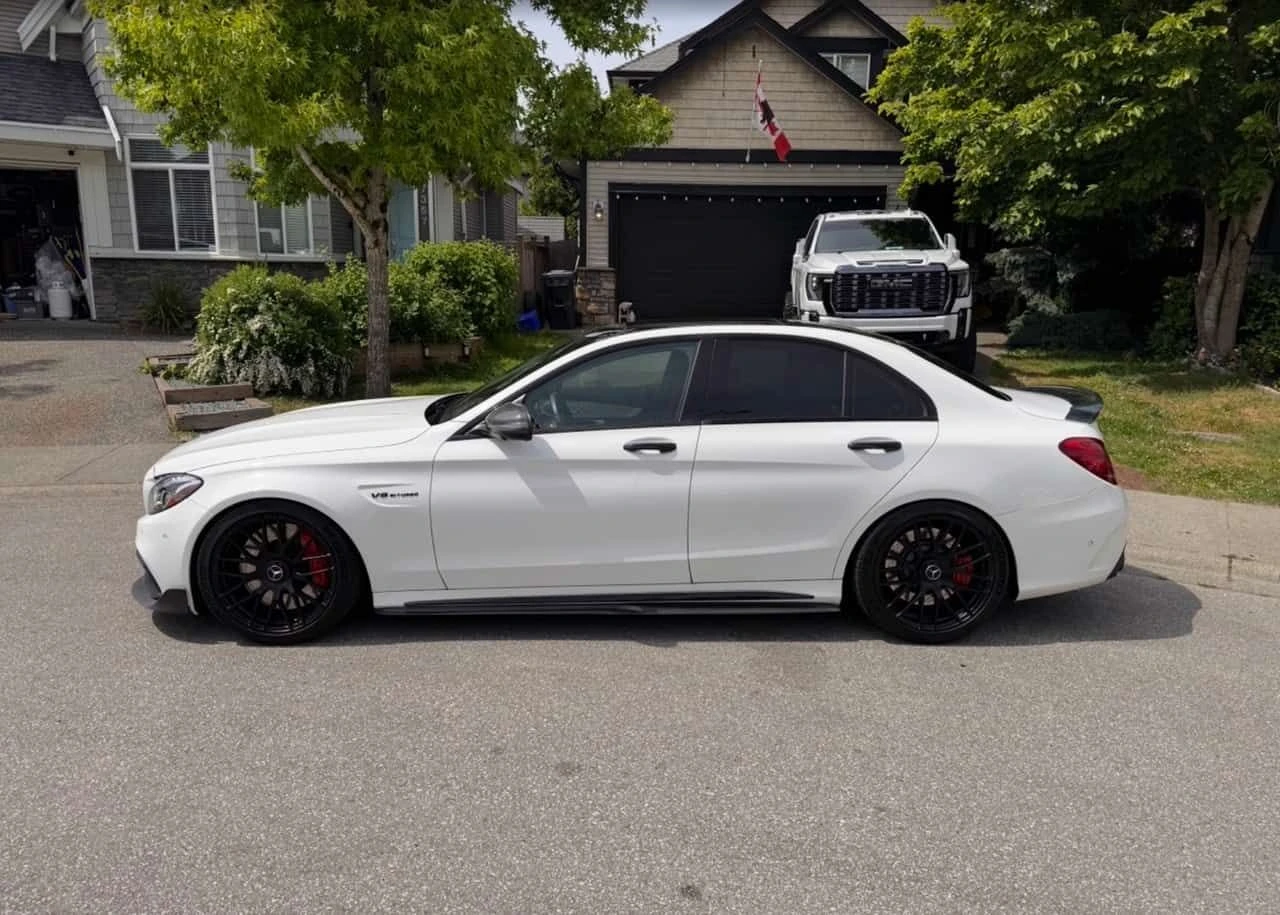 Mercedes-Benz C 63 AMG * 63 S * АВТОКРЕДИТ БЕЗ ПЪРВОНАЧАЛНА ВНОСКА* , снимка 2 - Автомобили и джипове - 54673513