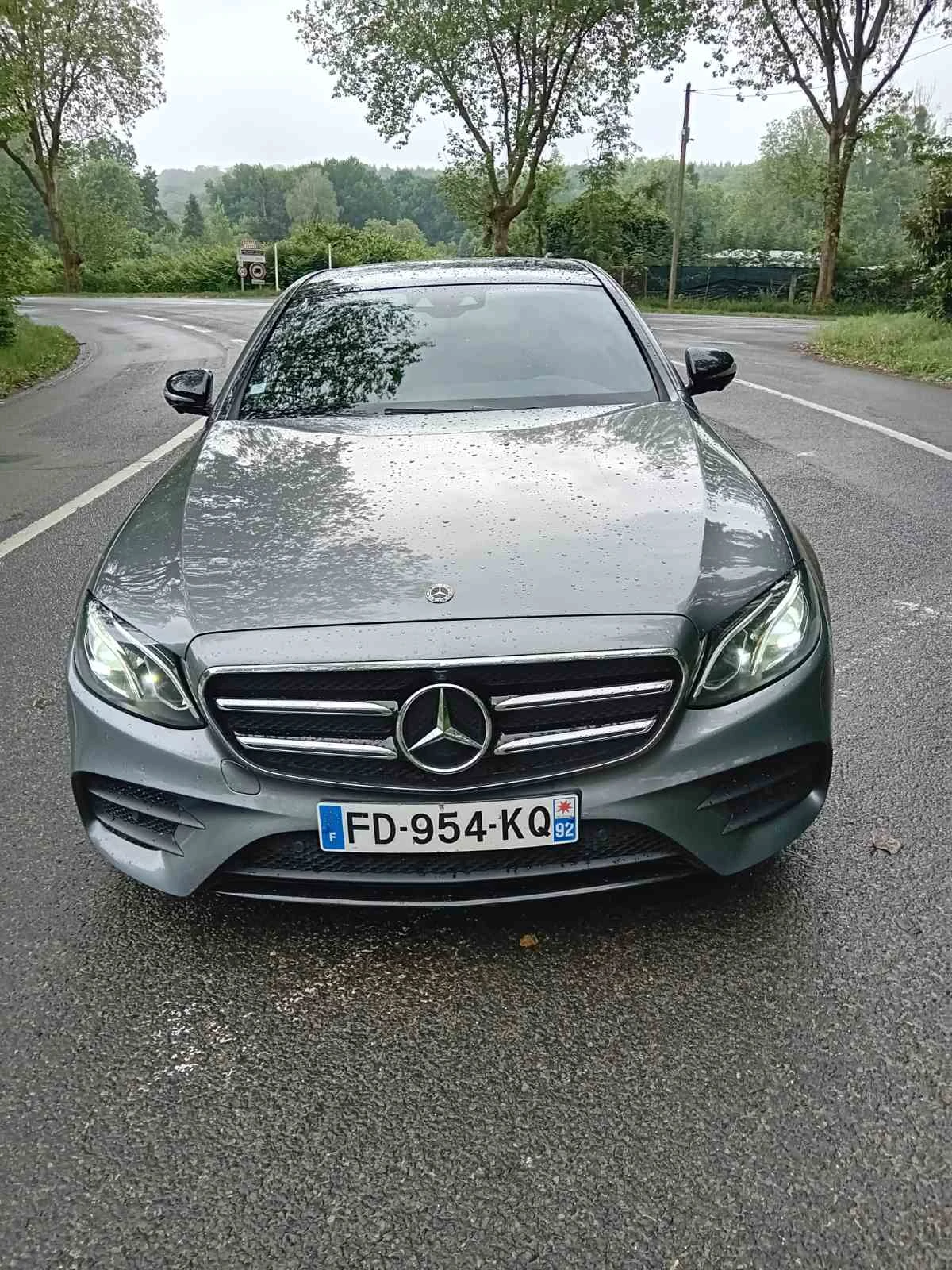 Mercedes-Benz E 220 D AMG LINE NIGHT 9G 194