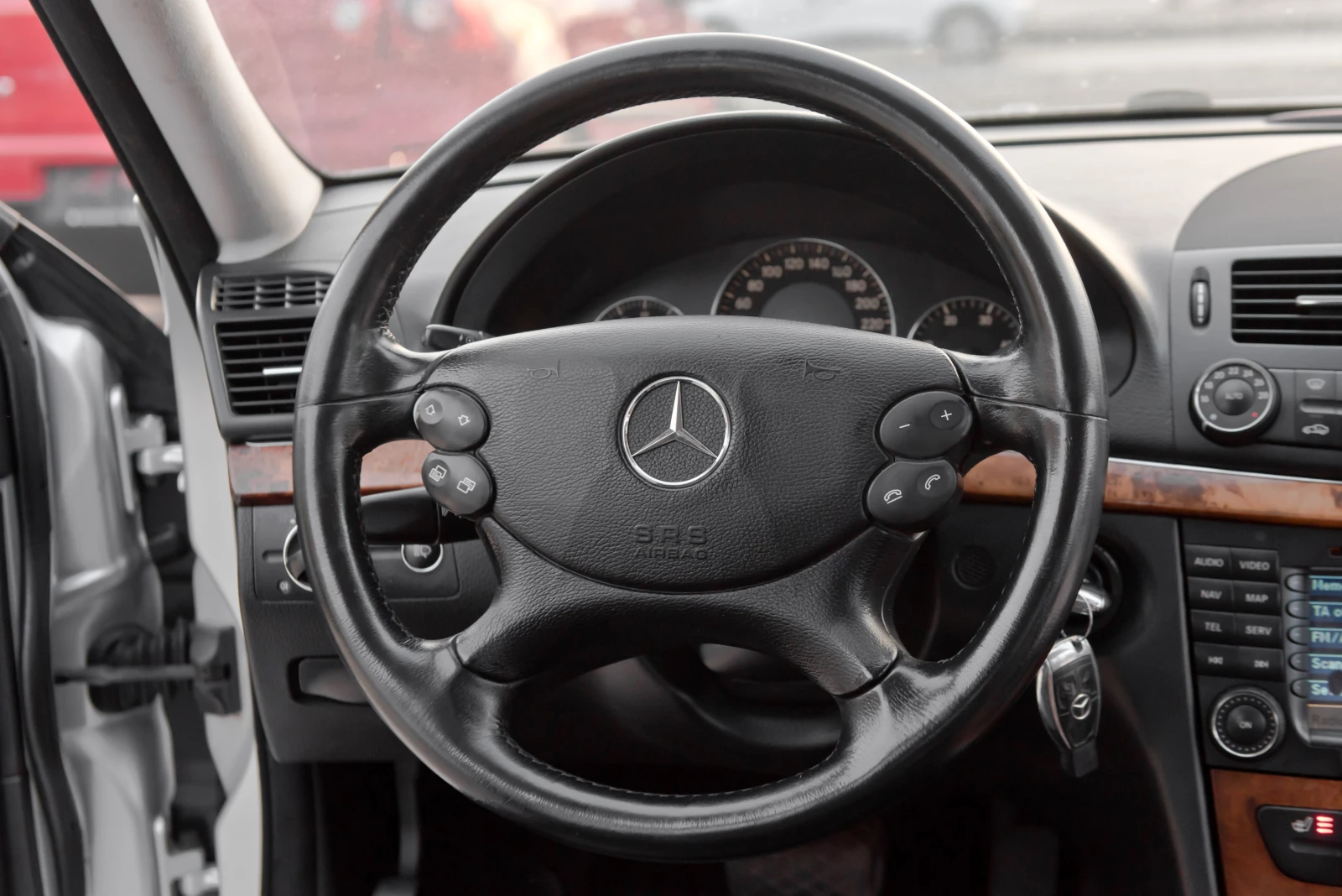 Mercedes-Benz E 280 3.0 cdi 190ks Face, снимка 14 - Автомобили и джипове - 54828302