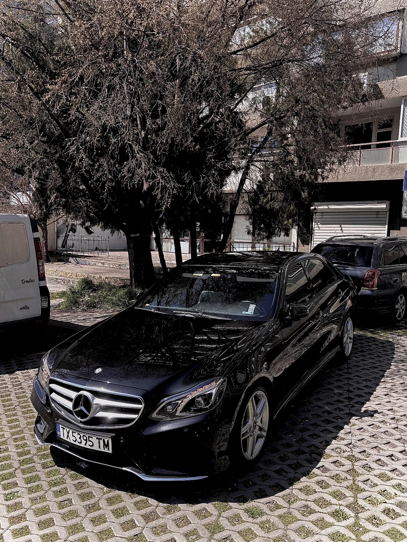 Mercedes-Benz E 300, снимка 7 - Автомобили и джипове - 54860601