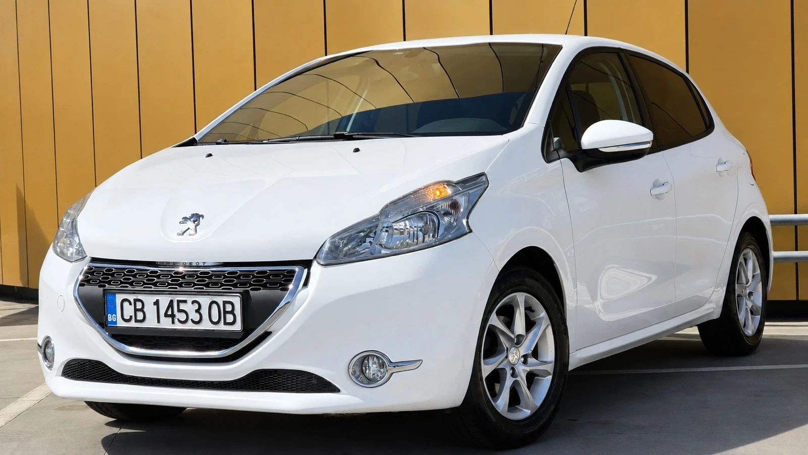Peugeot 208 1.4 hdi, снимка 2 - Автомобили и джипове - 55085724