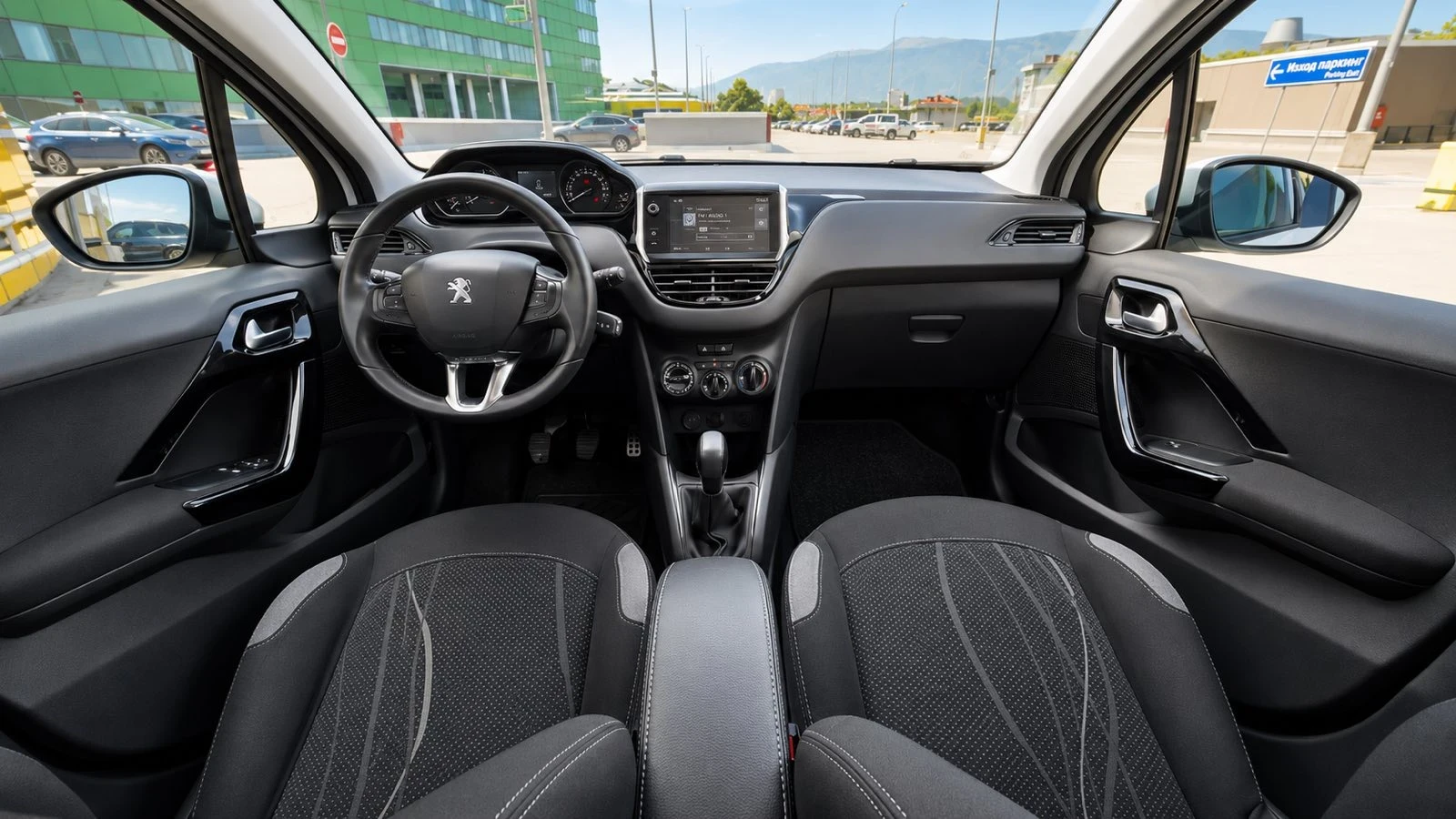 Peugeot 208 1.4 hdi, снимка 12 - Автомобили и джипове - 55085724