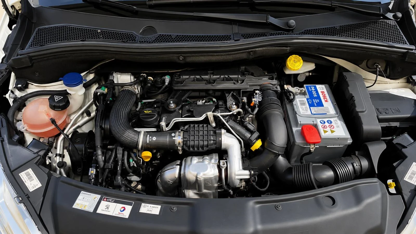 Peugeot 208 1.4 hdi, снимка 14 - Автомобили и джипове - 55085724