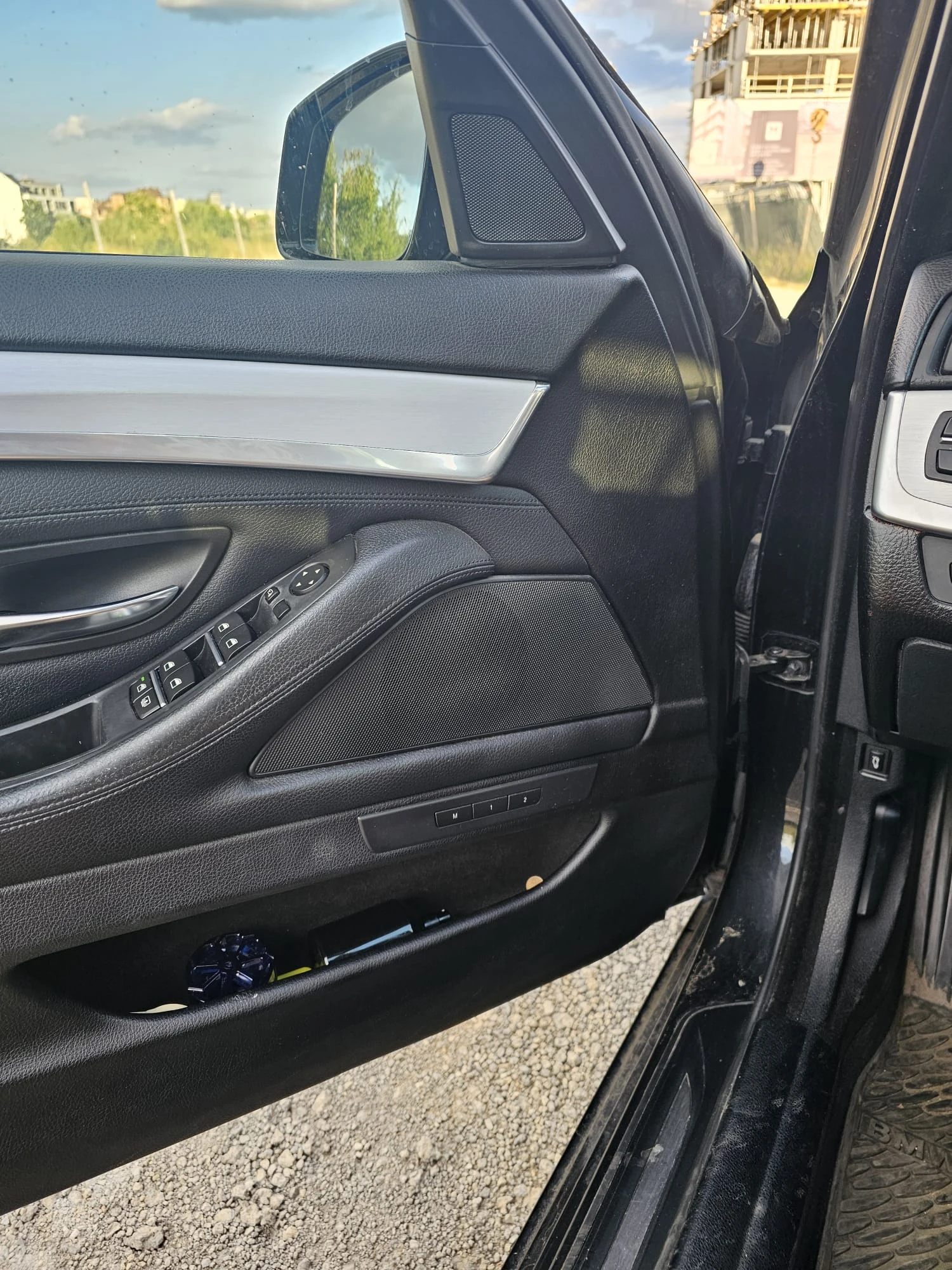 BMW 528, снимка 8 - Автомобили и джипове - 55285591