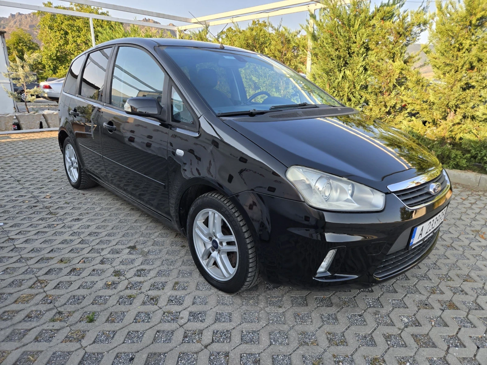 Ford C-max 2.0i-145кс= ГАЗ= TITANIUM= АВТОПИЛОТ, снимка 2 - Автомобили и джипове - 55404565