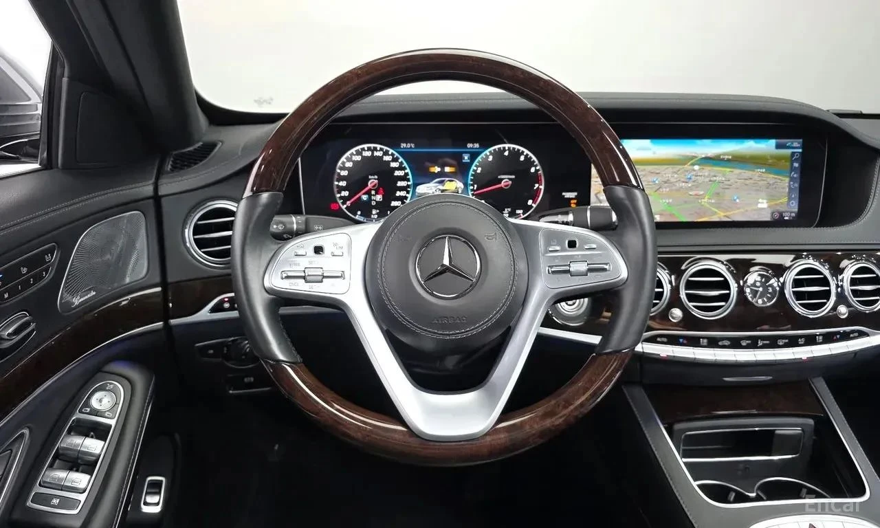 Mercedes-Benz S 560, снимка 8 - Автомобили и джипове - 56736780