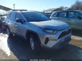 Toyota Rav4 LE 1