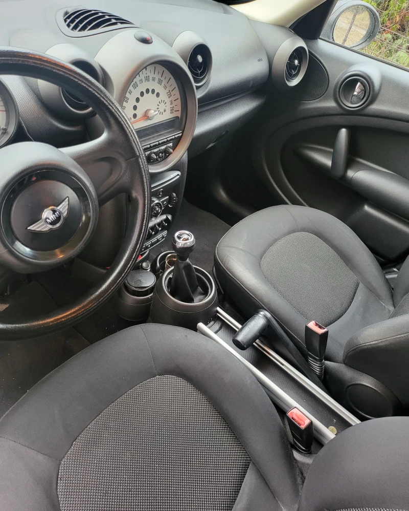 Mini Countryman 1.6D ALL4, снимка 10 - Автомобили и джипове - 47268450