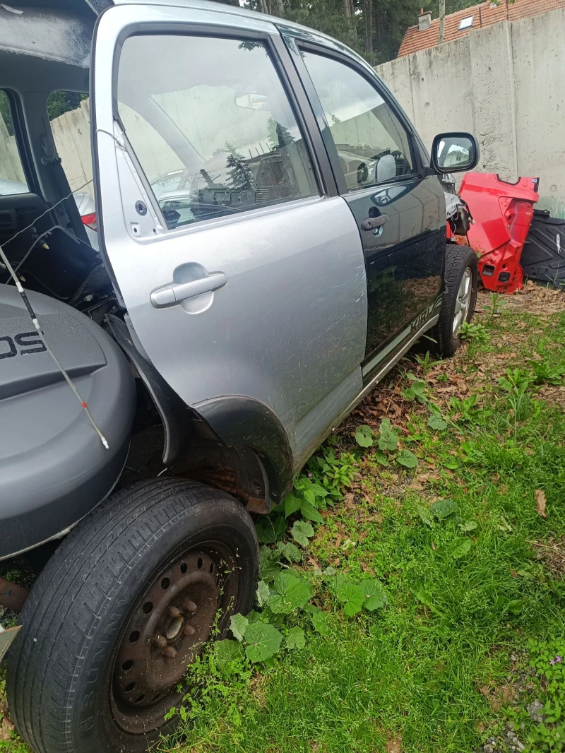 Daihatsu Terios, снимка 2 - Автомобили и джипове - 50438956